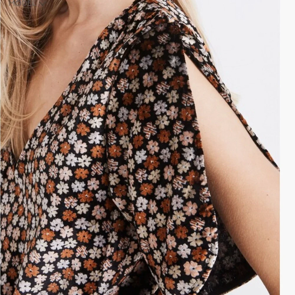 Madewell Burnout Velvet Charcoal Petite Blooms Tulip-Sleeve Ruffle Blouse Med - Picture 6 of 14